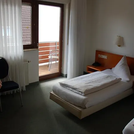 Kurfuerst Garni 3*